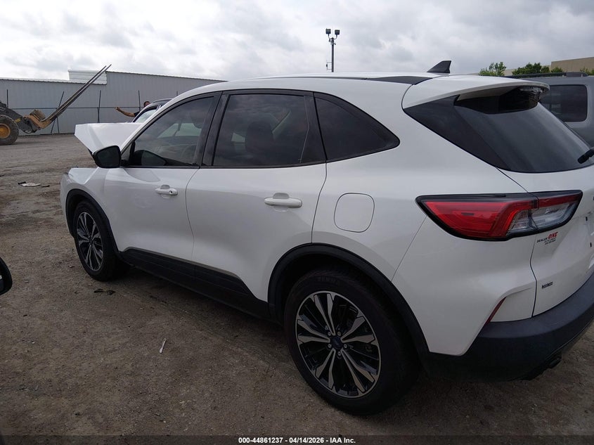 2021 Ford Escape 1.5 Se white Lot 111044861237 Vin 1FMCU0G63MUA22953