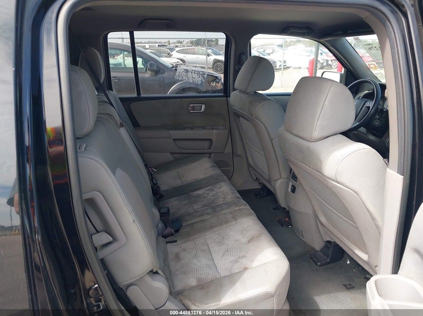 2013 Honda Pilot Lx VIN: 5FNYF4H29DB051275 Lot: 44861276