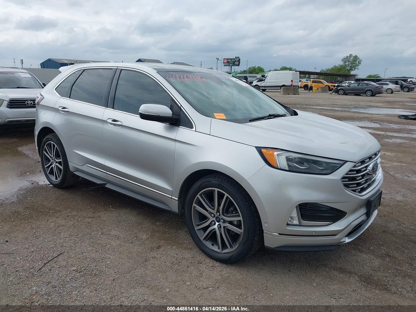 2019 Ford Edge Titanium
