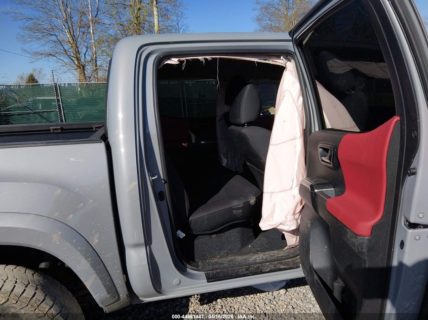 2021 Toyota Tacoma Sr5 V6 VIN: 3TYCZ5AN3MT038680 Lot: 44861447