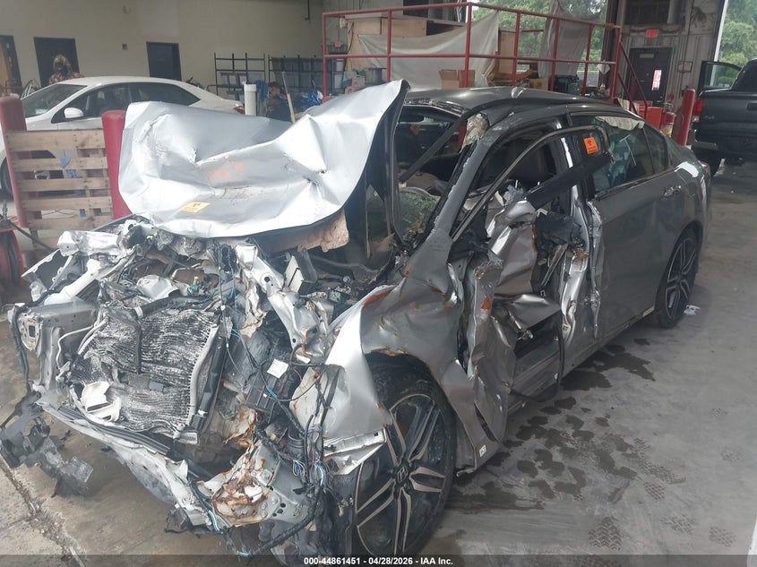 2017 Honda Accord Sport Se 1HGCR2F11HA154688 photo 1