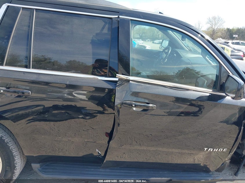 2017 Chevrolet Tahoe Lt VIN: 1GNSKBKC1HR190640 Lot: 44861455