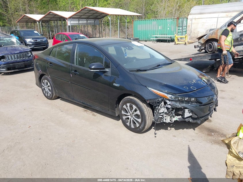2022 TOYOTA PRIUS PRIME LE