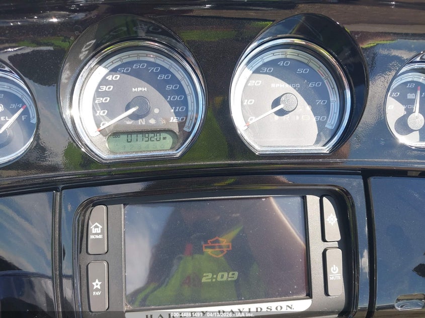 2015 Harley-Davidson Flhtkl Ultra Limited Low VIN: 1HD1KKL19FB652402 Lot: 44861491