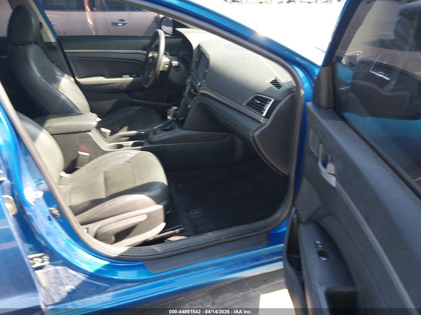 VIN 5NPD84LF8HH110410 2017 HYUNDAI ELANTRA LIMITED