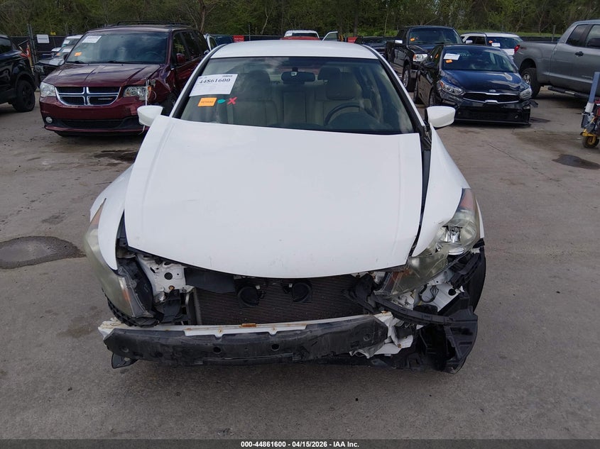 2011 Honda Accord 2.4 Se VIN: 1HGCP2F66BA136633 Lot: 44861600