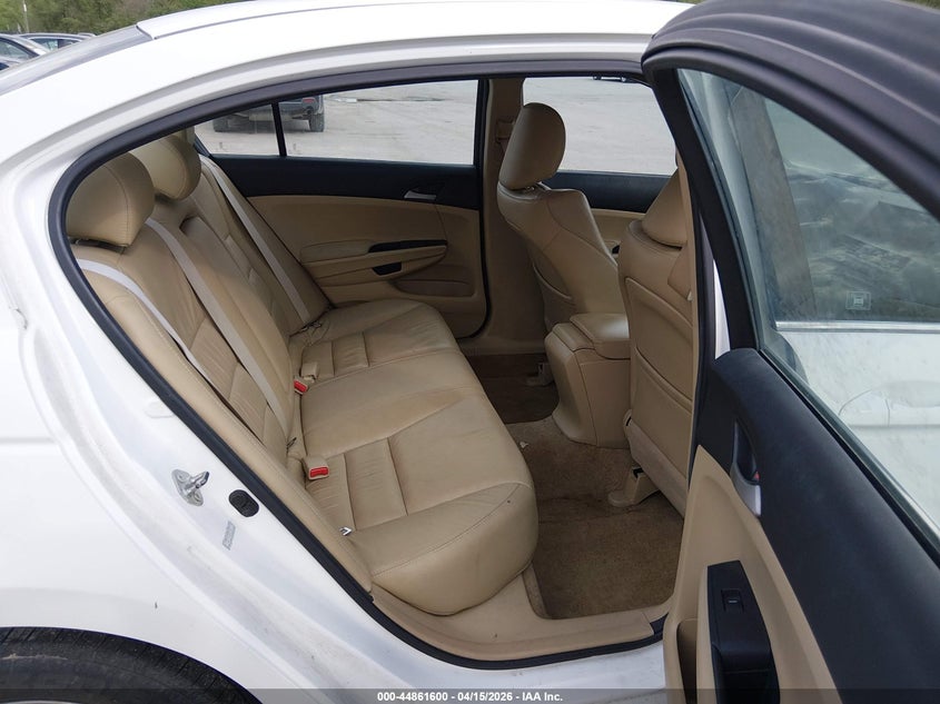 2011 Honda Accord 2.4 Se VIN: 1HGCP2F66BA136633 Lot: 44861600