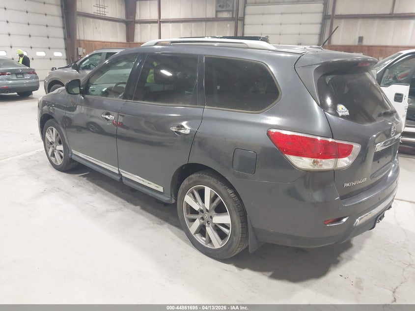 2013 Nissan Pathfinder Platinum