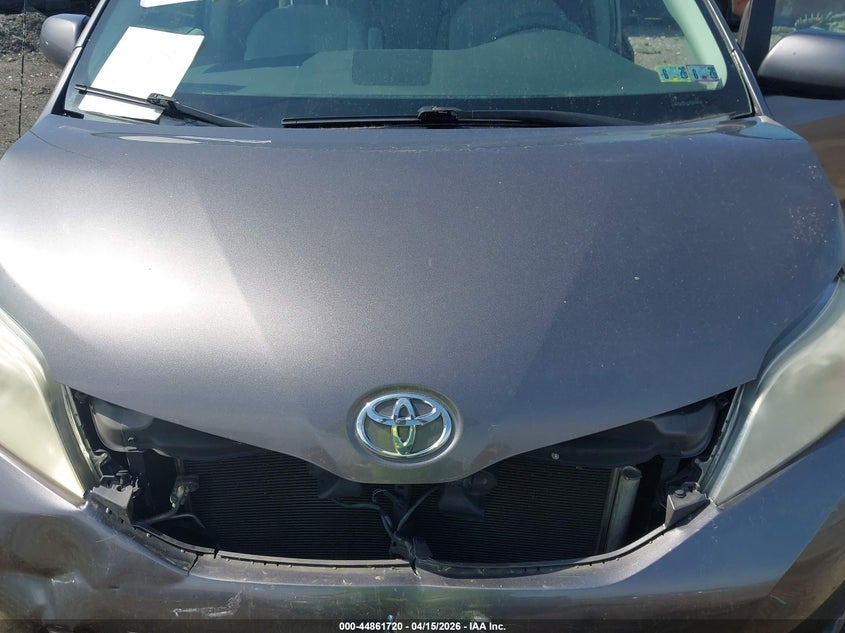 2011 Toyota Sienna Le V6 VIN: 5TDKK3DC6BS082566 Lot: 44861720