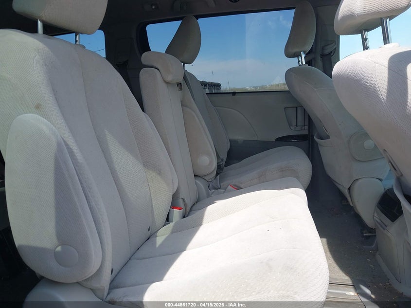 2011 Toyota Sienna Le V6 VIN: 5TDKK3DC6BS082566 Lot: 44861720