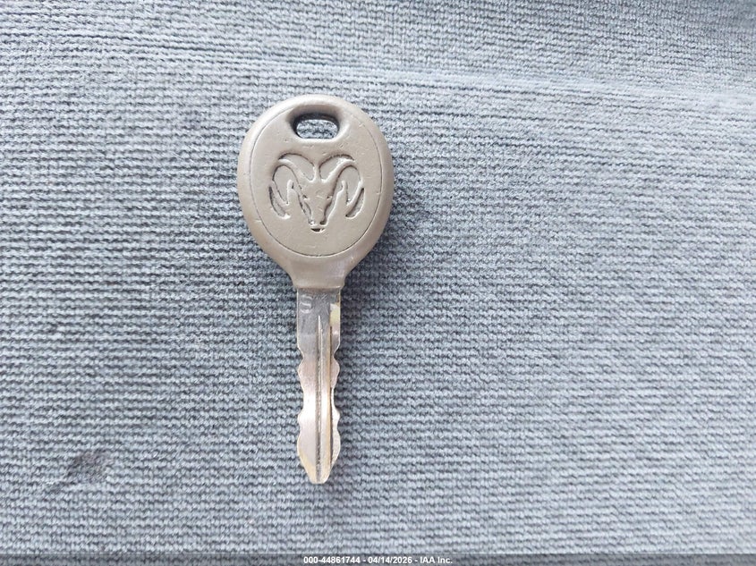 2005 Dodge Grand Caravan Sxt VIN: 2D4GP44L65R464495 Lot: 44861744