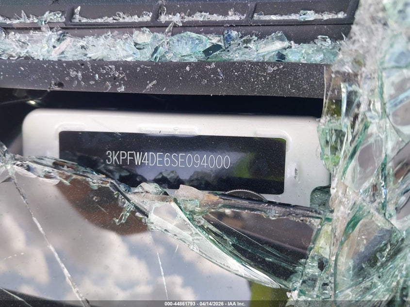 2025 Kia K4 Gt-Line VIN: 3KPFW4DE6SE094000 Lot: 44861793