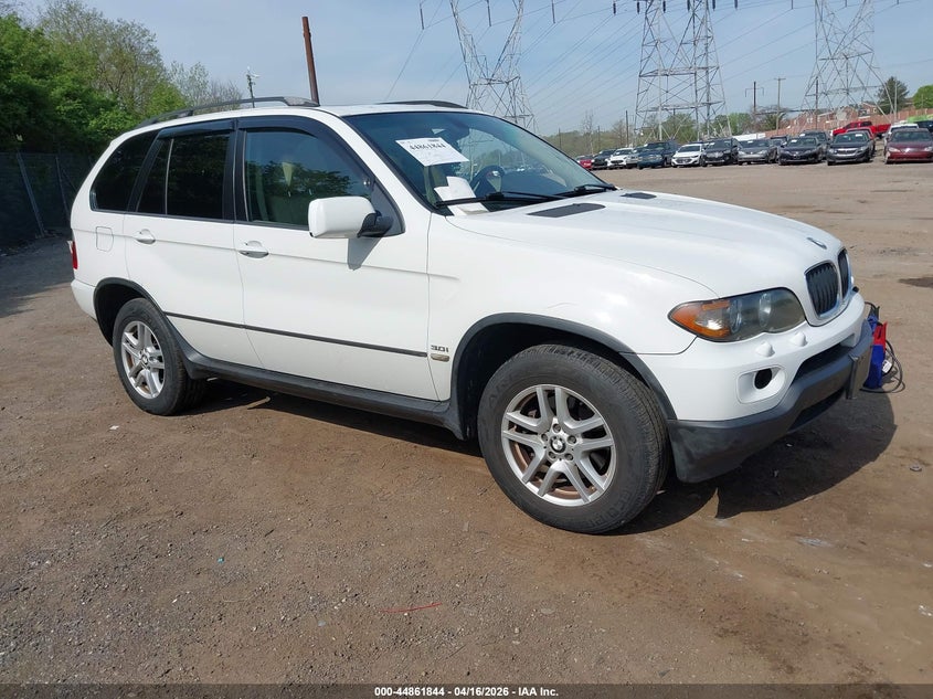 2005 BMW X5 3.0I