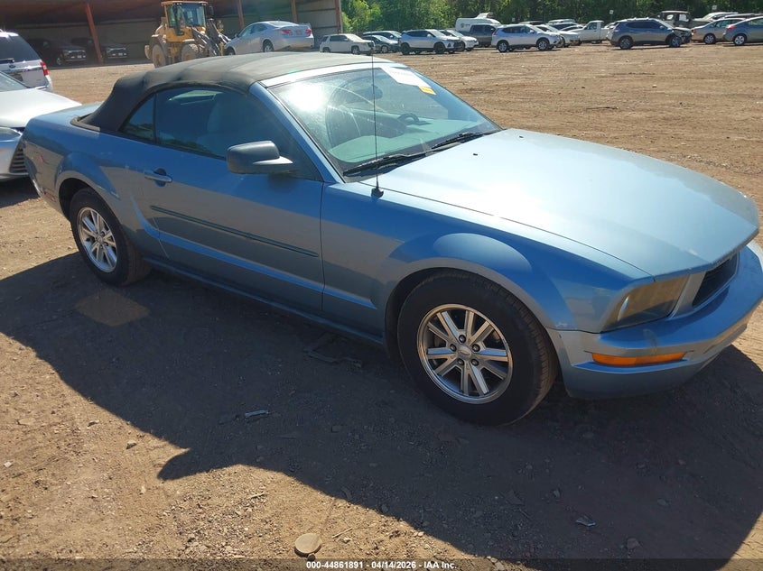 2007 Ford Mustang V6 Deluxe/V6 Premium