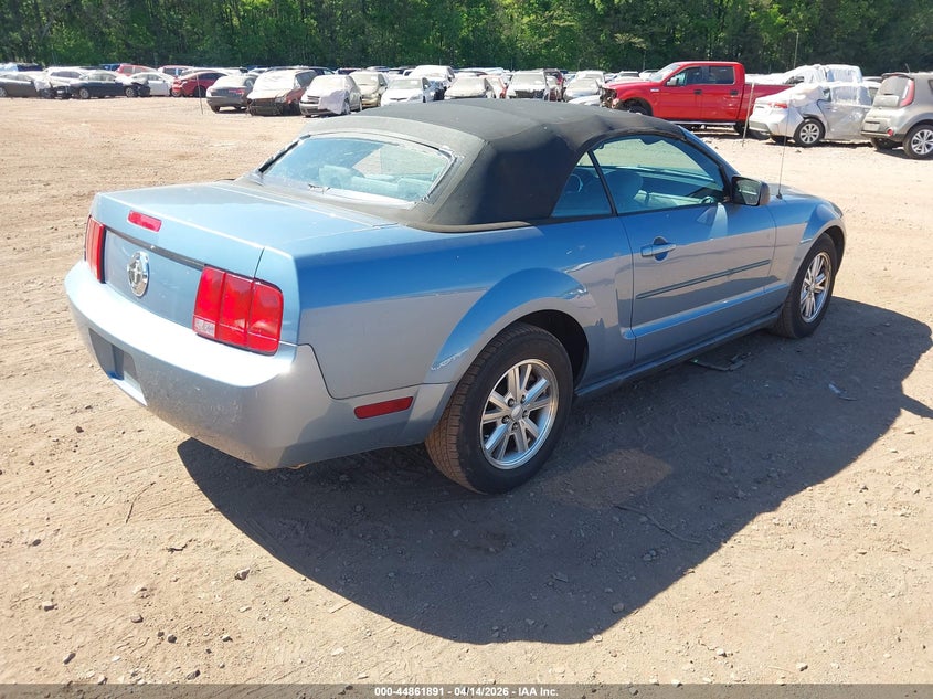 2007 Ford Mustang V6 Deluxe/V6 Premium