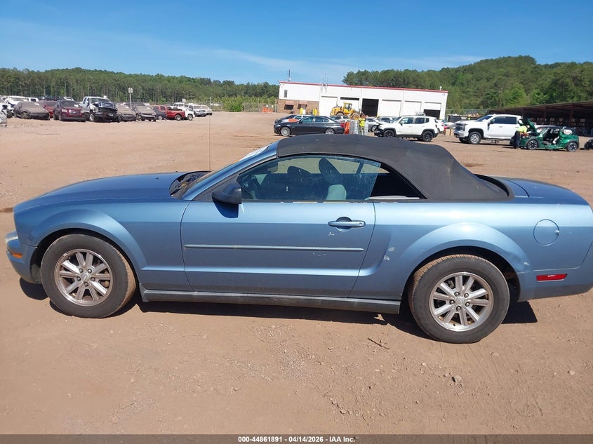 2007 Ford Mustang V6 Deluxe/V6 Premium VIN: 1ZVFT84N975309241 Lot: 44861891
