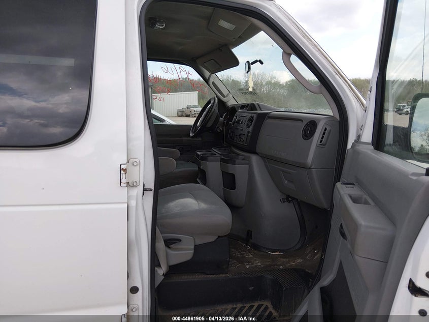 2009 Ford E-350 Super Duty Xl/Xlt
