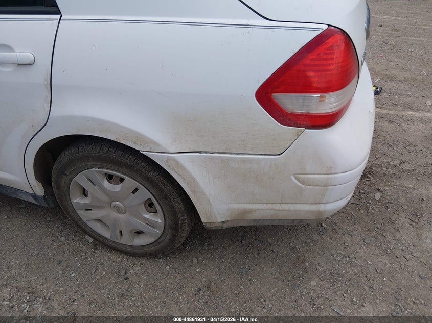 2011 Nissan Versa 1.8S VIN: 3N1BC1AP4BL461213 Lot: 44861931