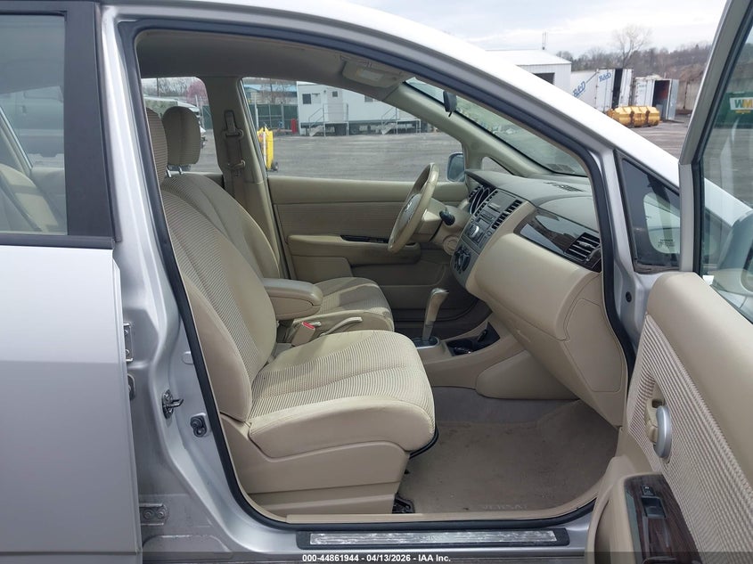 2010 Nissan Versa 1.8Sl