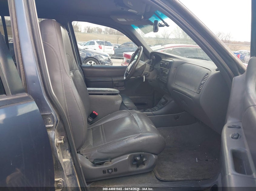 2000 Ford Explorer Eddie Bauer