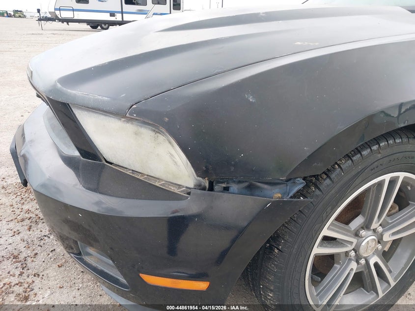 2010 Ford Mustang V6/V6 Premium VIN: 1ZVBP8AN3A5132166 Lot: 44861954