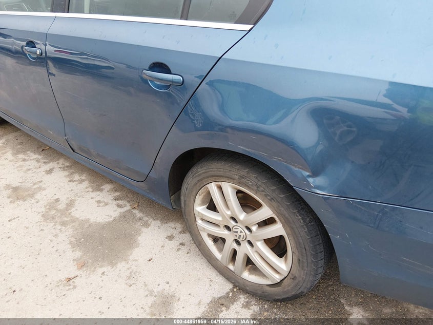 2017 Volkswagen Jetta 1.4T S VIN: 3VW2B7AJ7HM257293 Lot: 44861959