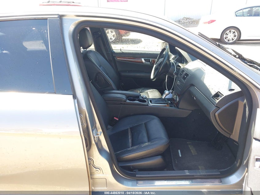 2011 Mercedes-Benz C 300 Luxury/Sport