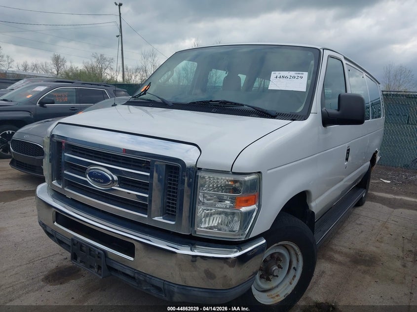 2011 Ford E-350 Super Duty Xlt