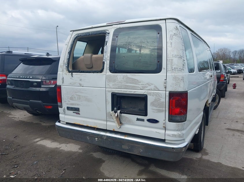 2011 Ford E-350 Super Duty Xlt