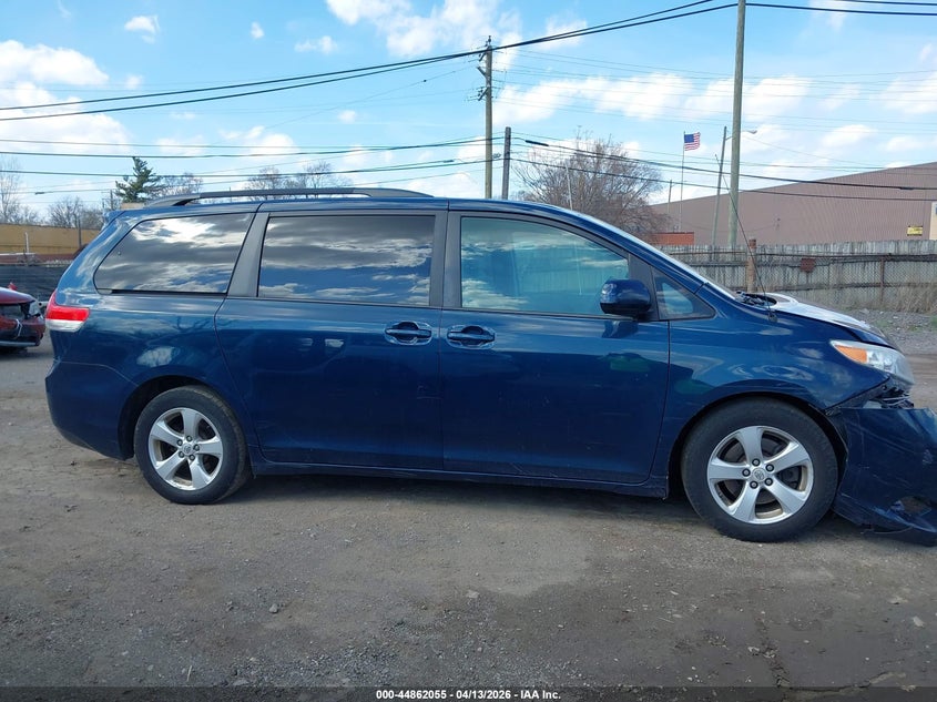 2012 Toyota Sienna 3.5 Le V6 8 Passenger blue Lot 111044862055 Vin 5TDKK3DC4CS261416