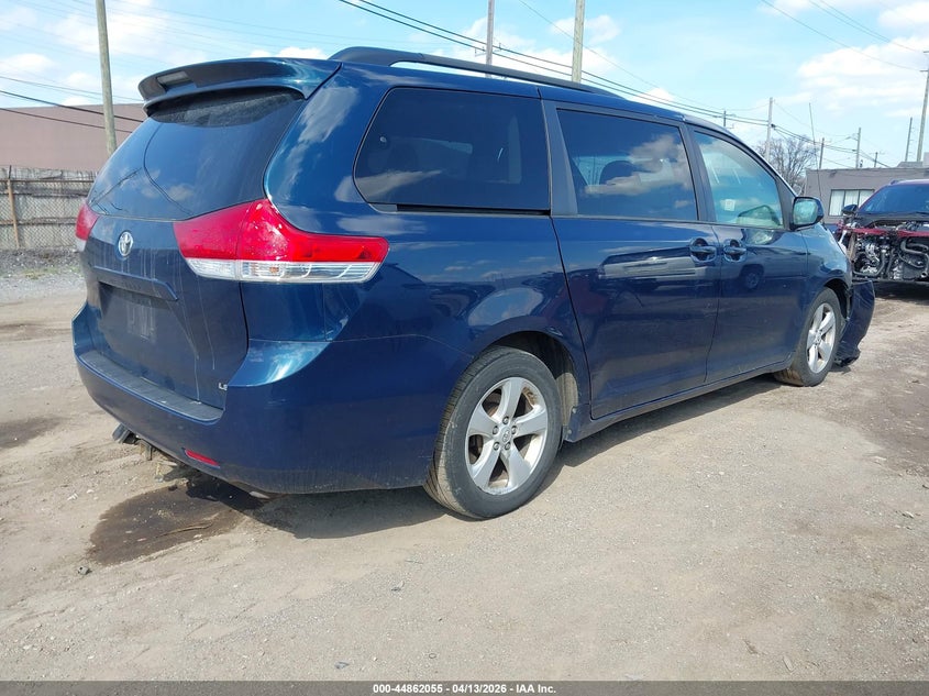 Vin: 5tdkk3dc4cs261416, lot: 45359366, toyota sienna le v6 8 passenger 20124