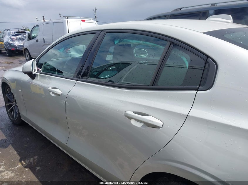 2021 Volvo S60 T6 Momentum VIN: 7JRA22TK5MG081860 Lot: 44862131