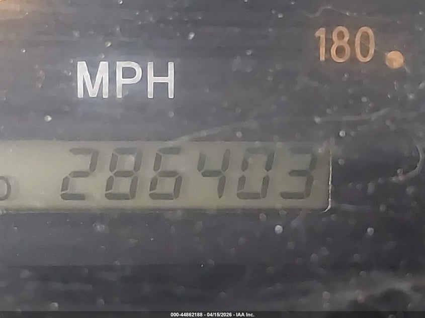 2000 Toyota Tundra Ltd V8 VIN: 5TBBT481XYS010329 Lot: 44862188