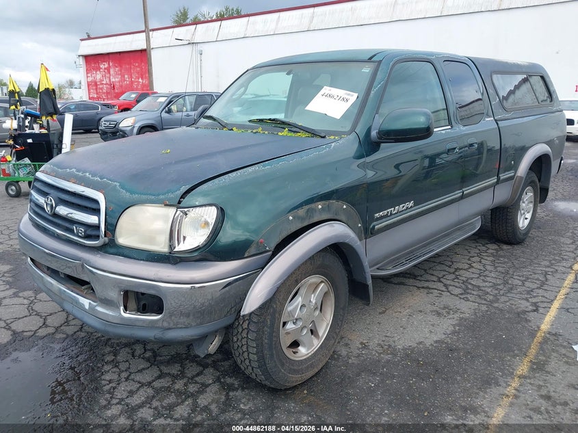 2000 Toyota Tundra Ltd V8 VIN: 5TBBT481XYS010329 Lot: 44862188