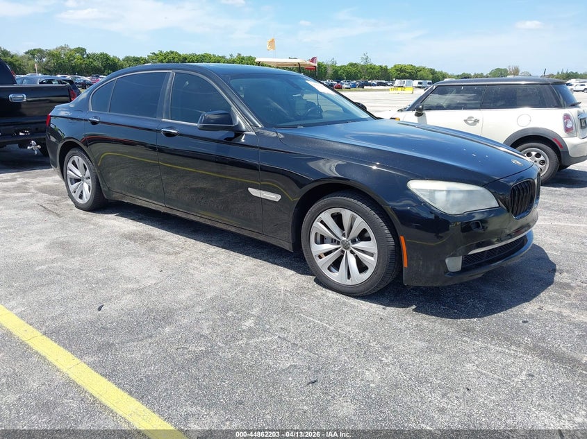 2012 BMW 740Li