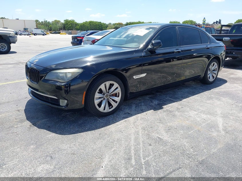 2012 BMW 740Li