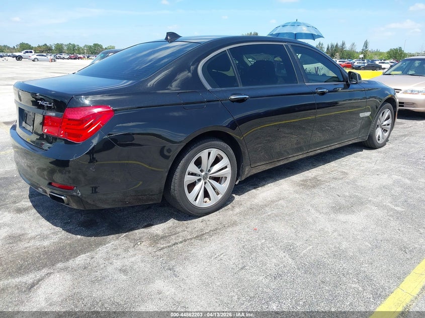 2012 BMW 740Li