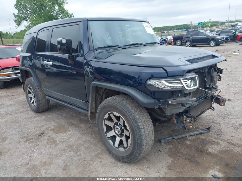 2007 TOYOTA FJ CRUISER