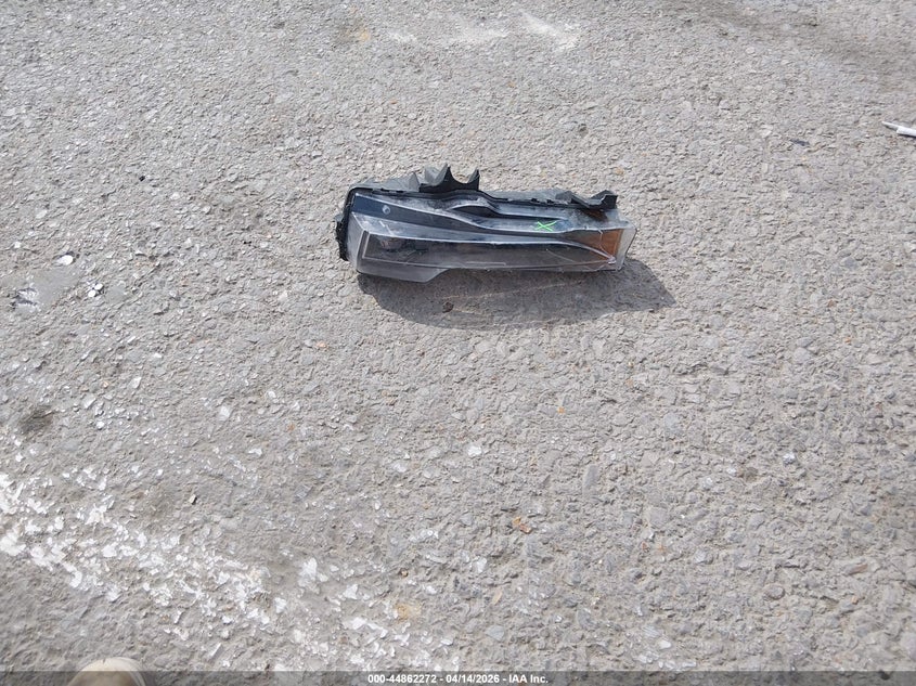 2022 Tesla Model Y Long Range Dual Motor All-Wheel Drive VIN: 7SAYGDEE4NF355405 Lot: 44862272