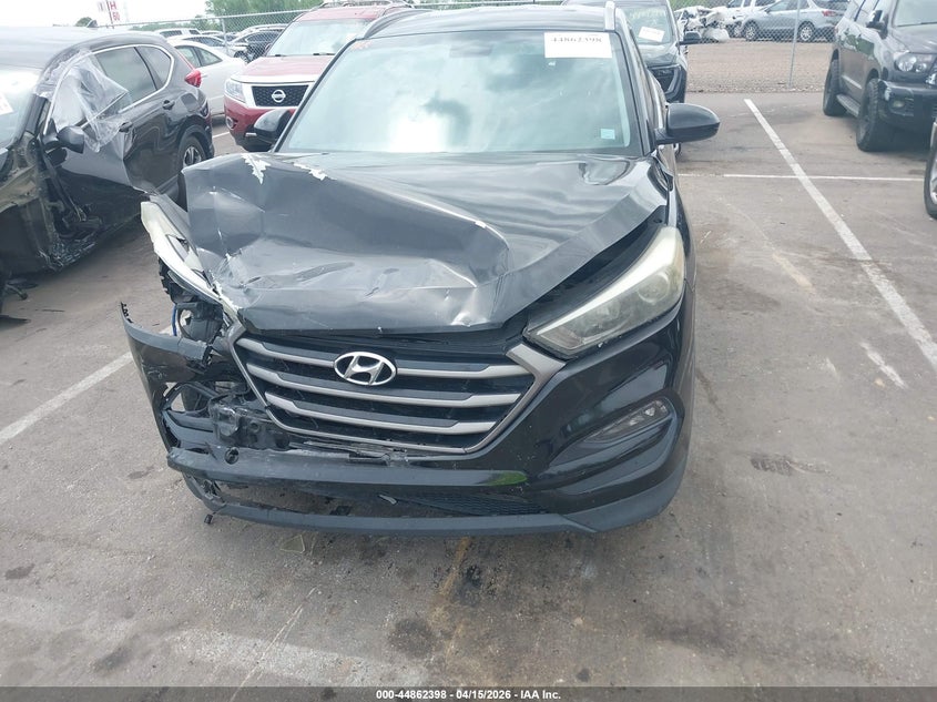 2016 Hyundai Tucson Limited/Sport And Eco/Se VIN: KM8J33A45GU075421 Lot: 44862398