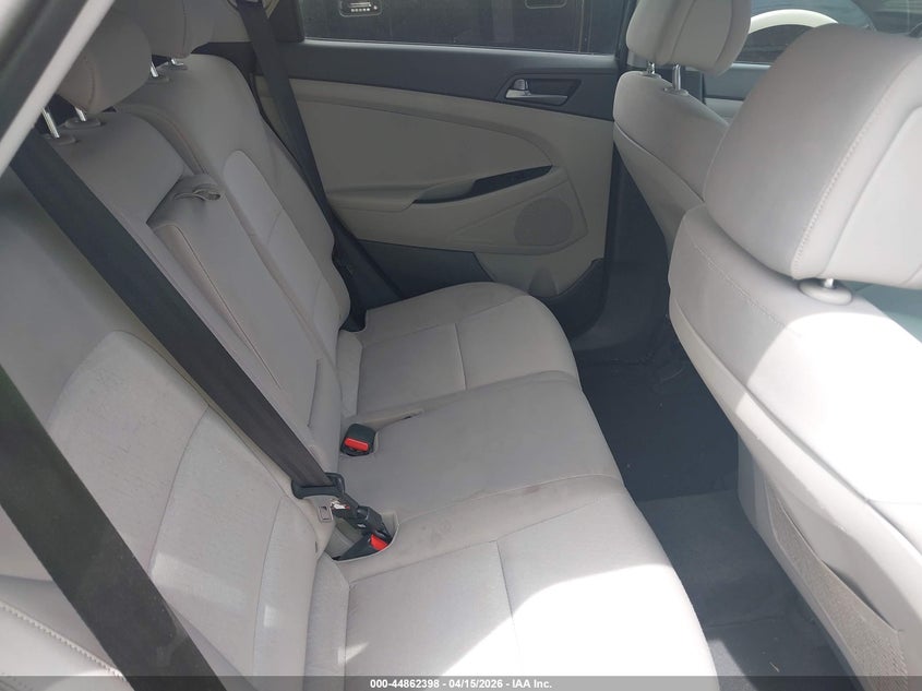 2016 Hyundai Tucson Limited/Sport And Eco/Se VIN: KM8J33A45GU075421 Lot: 44862398