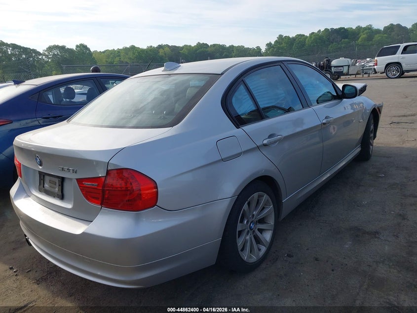 Vin: wbaph7c57be683678, lot: 45359711, bmw 328i 20114