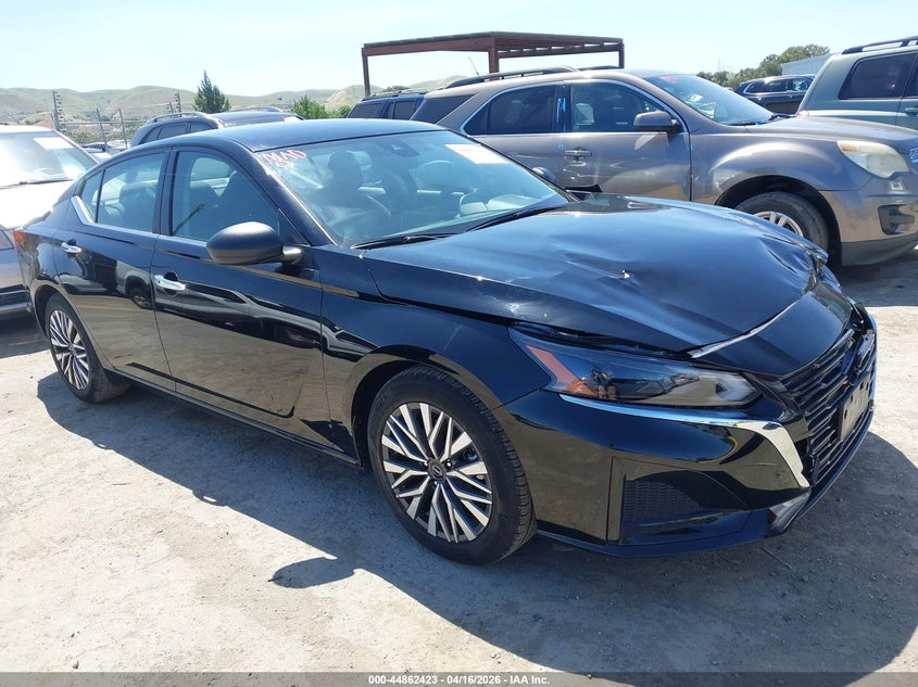 2024 Nissan Altima Sv Fwd