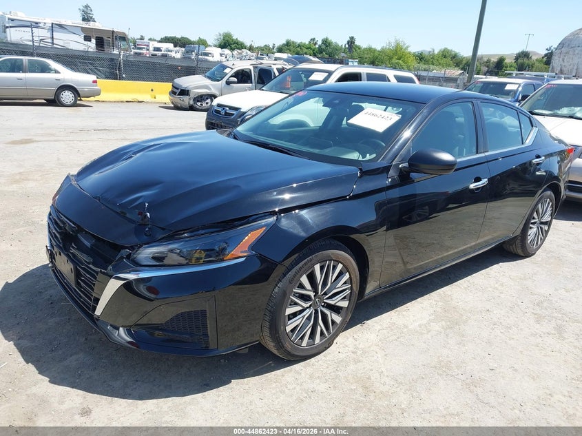 2024 Nissan Altima Sv Fwd