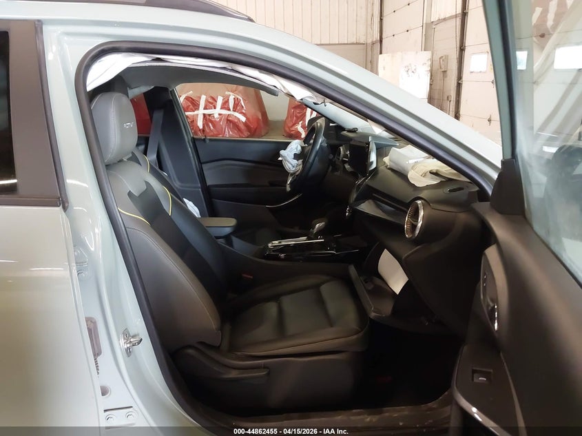 2025 CHEVROLET TRAX auction photo 5
