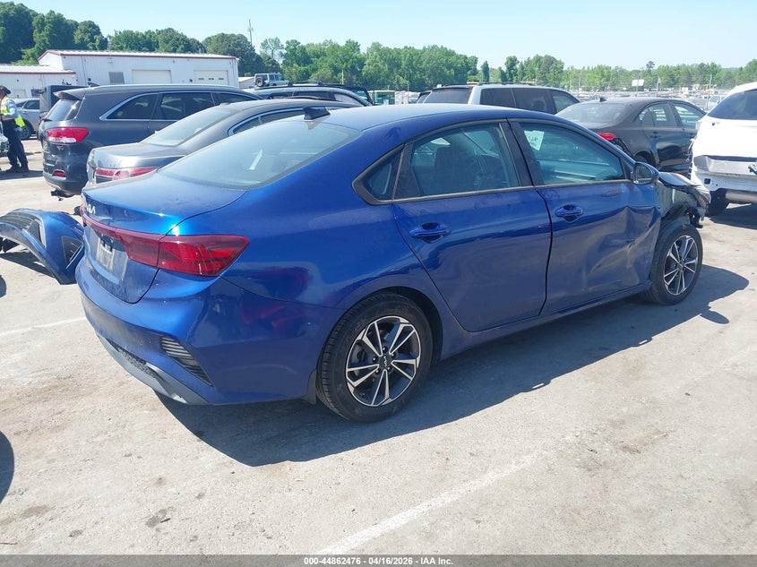2023 Kia Forte 2.0 Lxs blue Lot 111044862476 Vin 3KPF24AD5PE507698