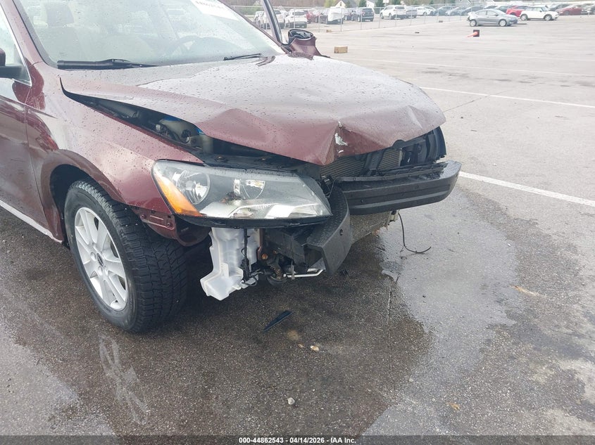 2014 Volkswagen Passat 1.8T Se VIN: 1VWBT7A32EC100489 Lot: 44862543