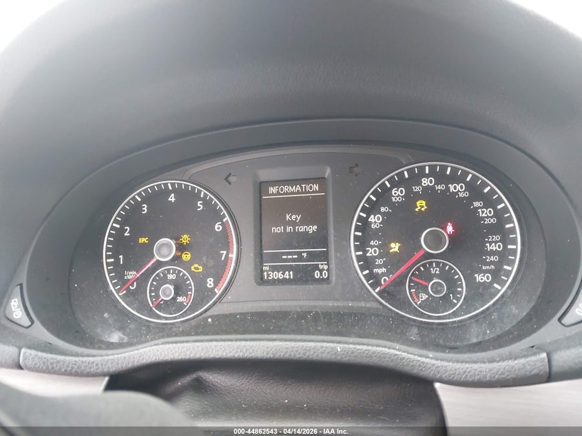 2014 Volkswagen Passat 1.8T Se VIN: 1VWBT7A32EC100489 Lot: 44862543