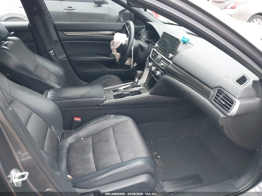 VIN 1HGCV1F37JA259409 2018 HONDA ACCORD SPORT