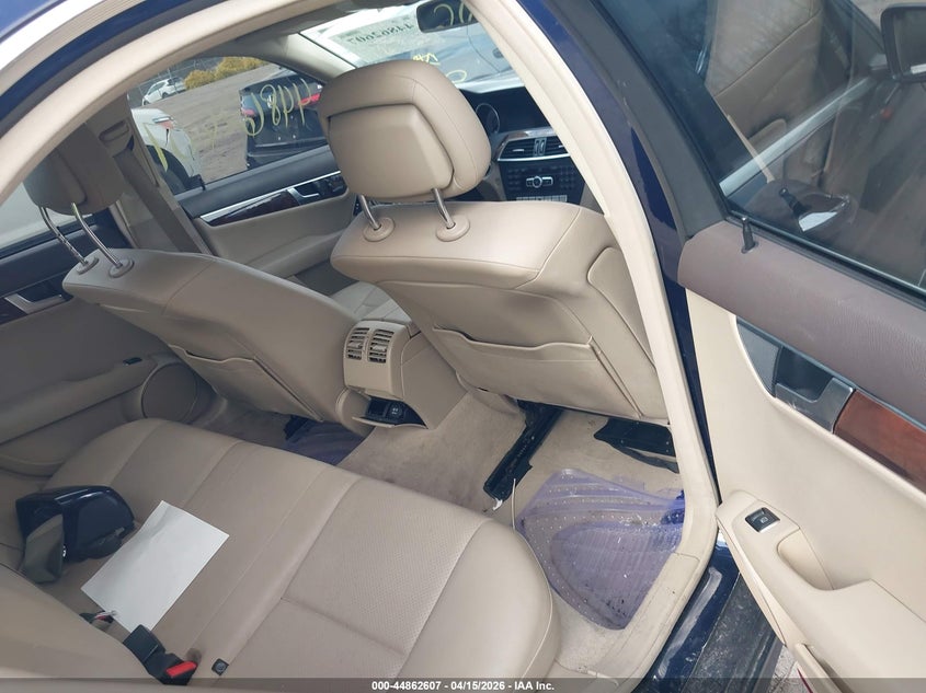 2014 Mercedes-Benz C 300 Sport 4Matic VIN: WDDGF8AB6EA951824 Lot: 44862607